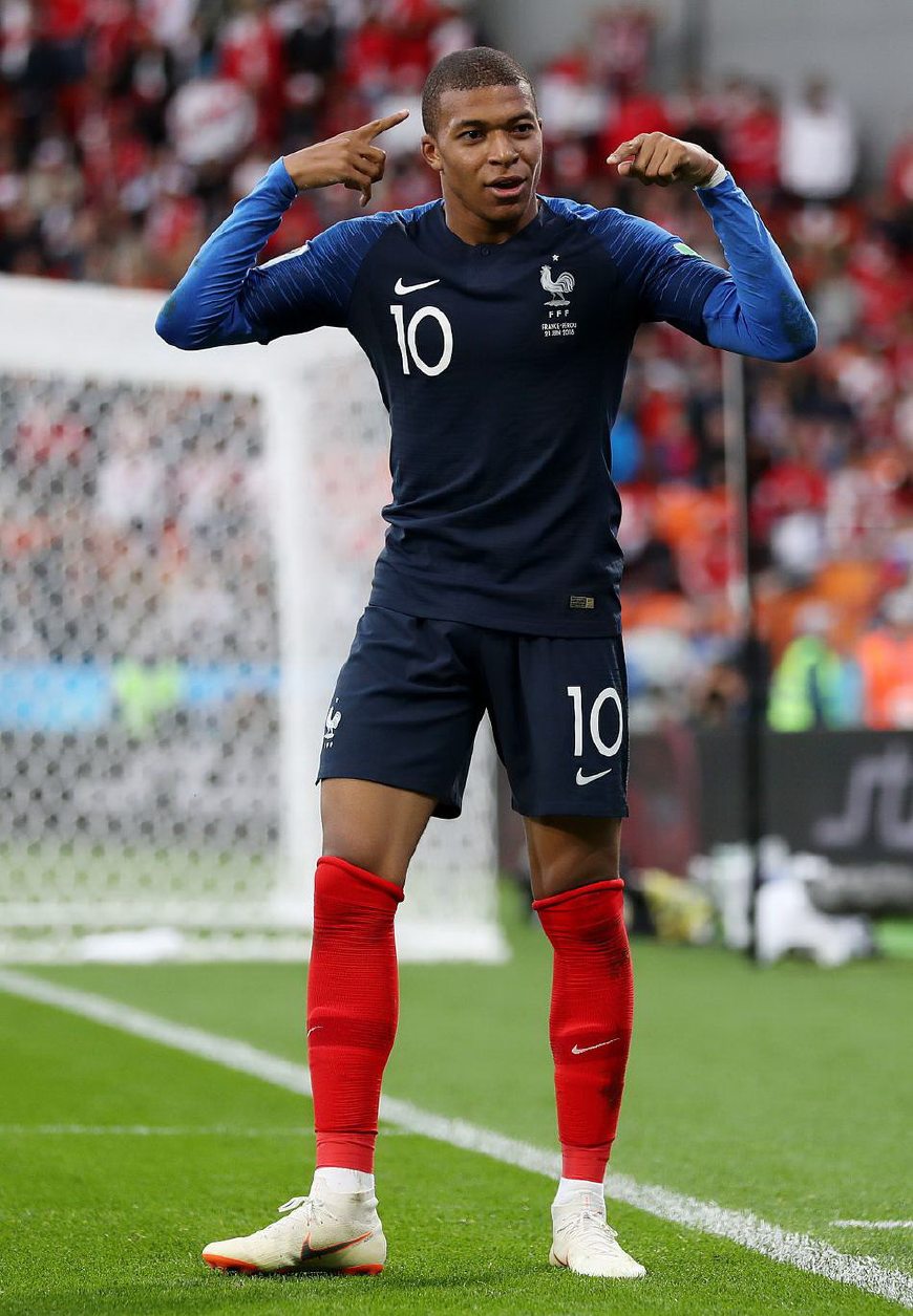 阿联酋1-1伊拉克，阿里-哈马迪破门，卢安齐尼奥救主