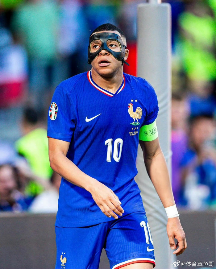 美媒：国际足联对C罗的禁赛处罚可能在世界杯抽签结束后公布