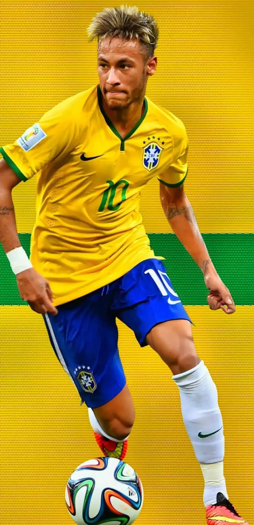 天空：维萨未随布伦特福德前往客场参加比赛，他仍渴望离队