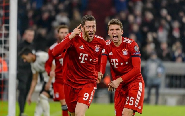 篮球勇士球星赛前训练高强度