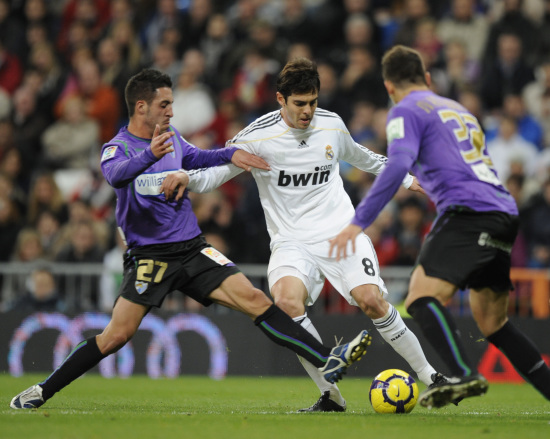 广东险完成大逆转！徐杰轰25+11，奎因27+8，杜锋昏头操作葬送好局