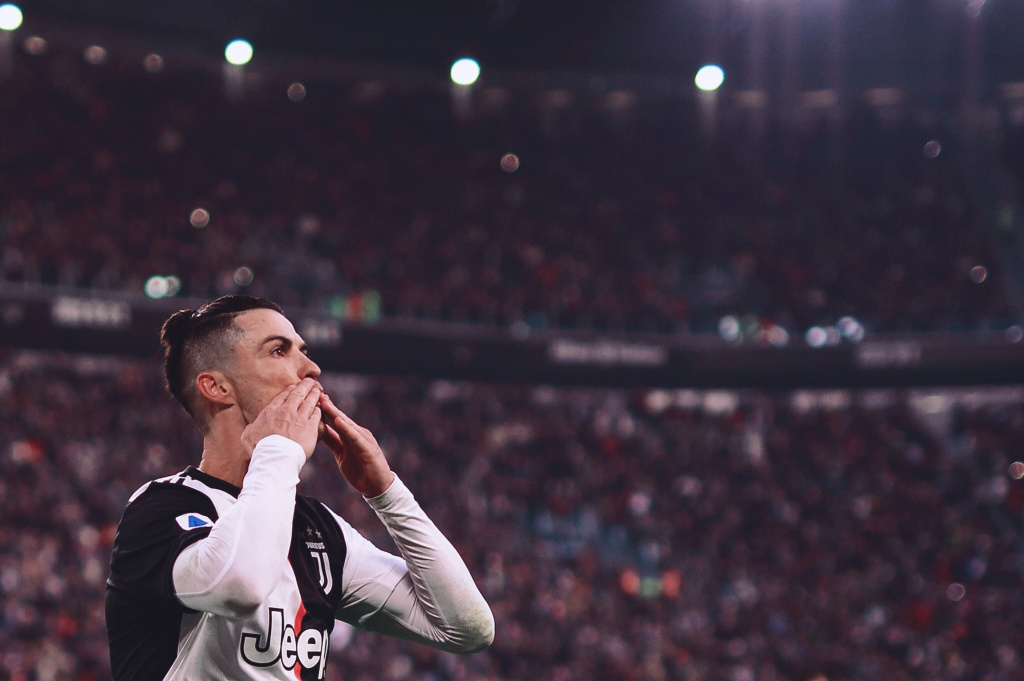 曼联女足比赛厕所厕纸问题仍未解决